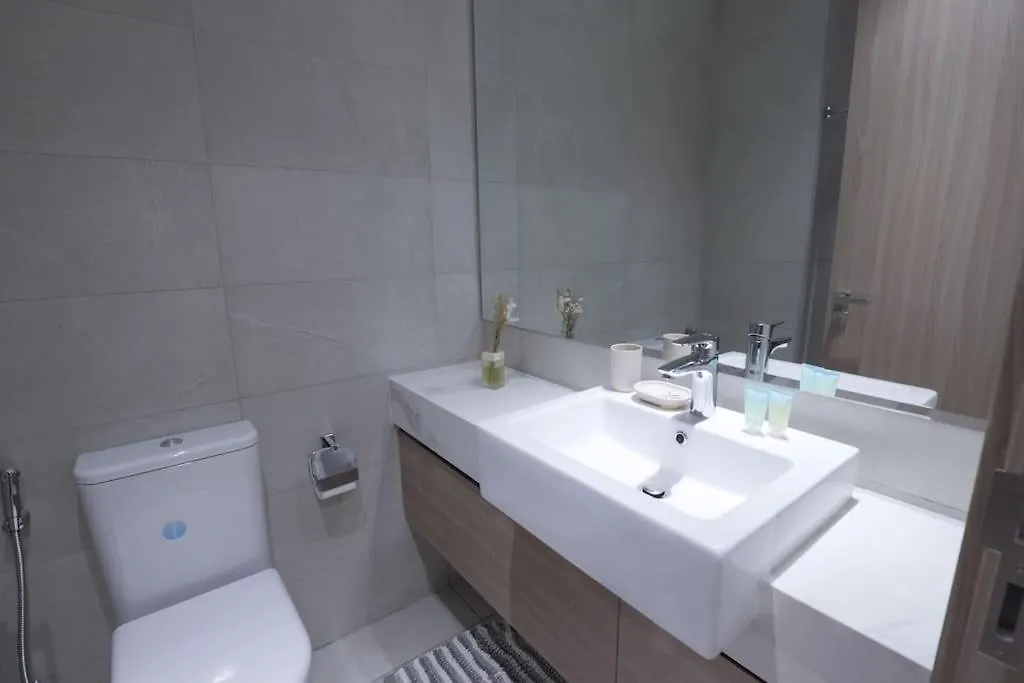 Cosy Studio In Azizi Riviera Dubai Apartment